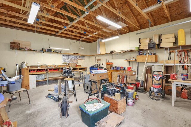 568 Swackhammer Rd, Circleville, OH 43113 - garage featuring a workshop area