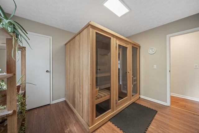 816 Coss Cir, Westerville, OH 43081 - sauna with wood finished floors