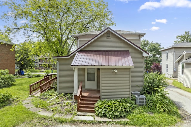 264 W High St, Mount Gilead, OH 43338 - view of front of house featuring a metal roof and covered porch