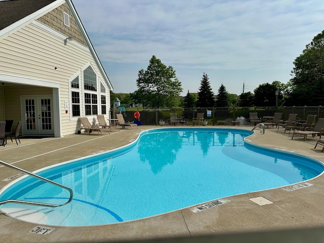 5685 Slater Rdg, Hilliard, OH 43026 - community pool featuring french doors and a patio