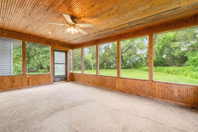893 Singing Hills Ln, Columbus, OH 43235 - unfurnished sunroom featuring a ceiling fan and plenty of natural light