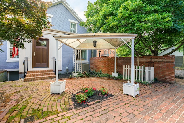 33 E Frankfort St, Columbus, OH 43206 - view of patio / terrace featuring entry steps