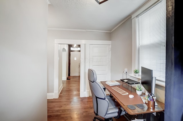 573 E Mithoff St, Columbus, OH 43206 - office space with ornamental molding, wood finished floors, and arched walkways