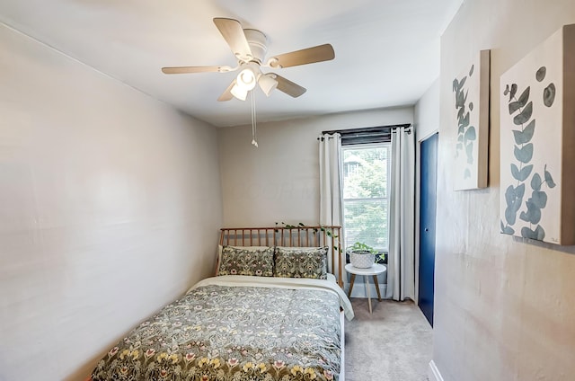573 E Mithoff St, Columbus, OH 43206 - bedroom with carpet and a ceiling fan