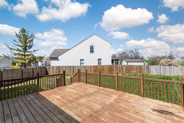 5722 Silver Spurs Ln, Galloway, OH 43119 - deck featuring a fenced backyard