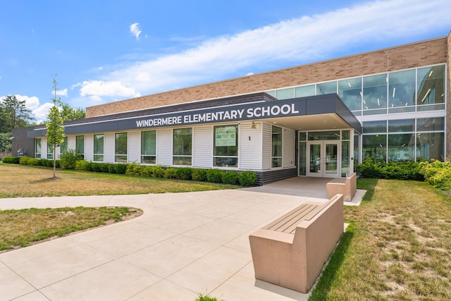 2554 Nottingham Rd, Upper Arlington, OH 43221 - view of building exterior