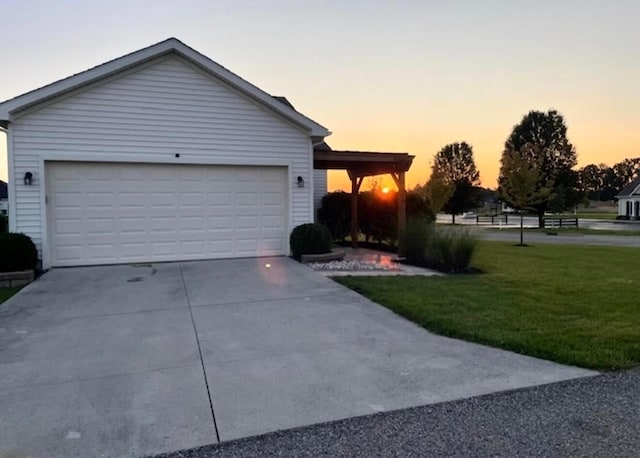 332 Bottecchia Blvd, Johnstown, OH 43031 - view of front of house featuring a lawn and concrete driveway