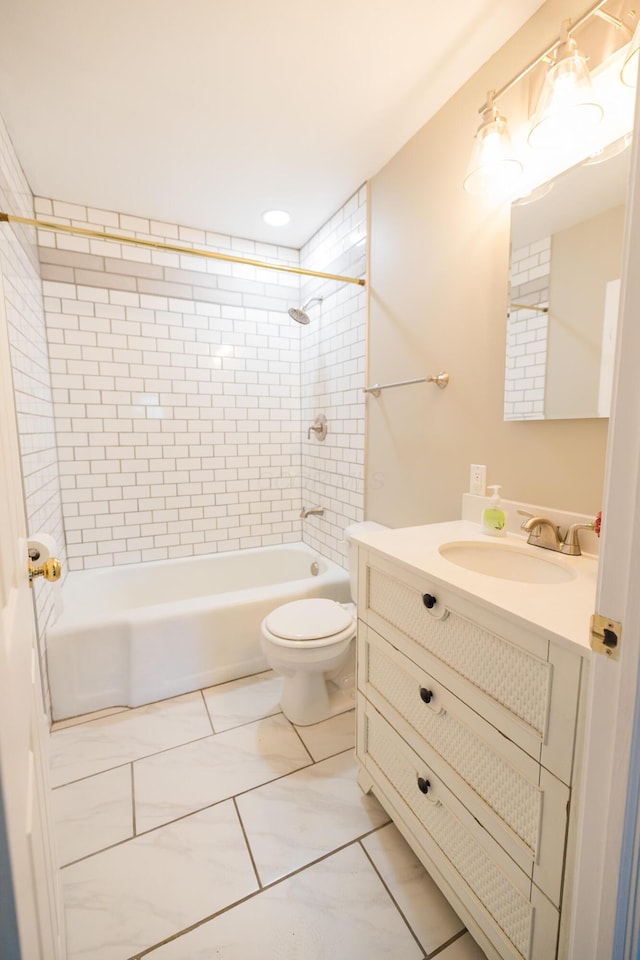 1840 N Columbus St, Lancaster, OH 43130 - bathroom featuring vanity and bathing tub / shower combination