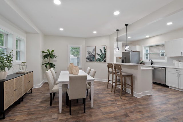 1591 Franklin Ave, Columbus, OH 43205 - dining room featuring dark wood-style floors and recessed lighting