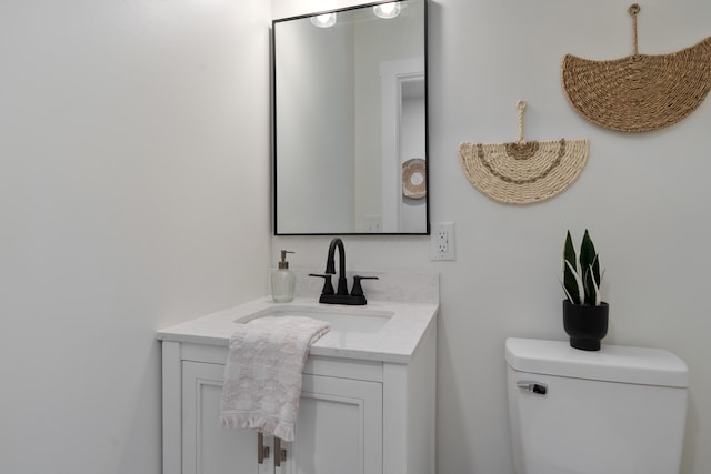 1591 Franklin Ave, Columbus, OH 43205 - half bathroom with vanity and toilet
