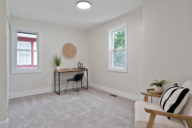 1591 Franklin Ave, Columbus, OH 43205 - office featuring carpet floors and baseboards