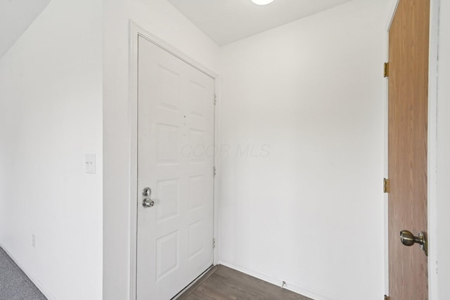 2082 Park Run Dr Unit A, Columbus, OH 43220 - hall featuring baseboards and dark wood finished floors