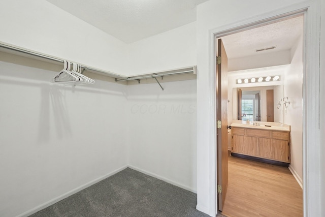 2082 Park Run Dr Unit A, Columbus, OH 43220 - view of spacious closet
