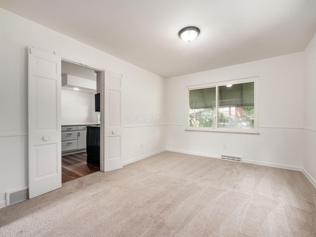 6509 Evening St, Worthington, OH 43085 - unfurnished room featuring carpet flooring and baseboards