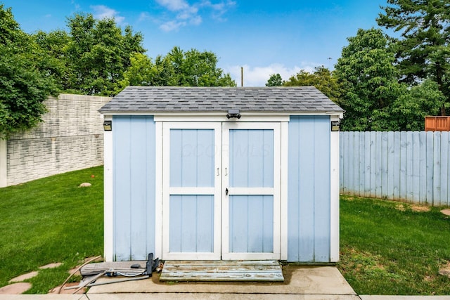 5350 Bittersweet Ct, Columbus, OH 43230 - view of shed with a fenced backyard