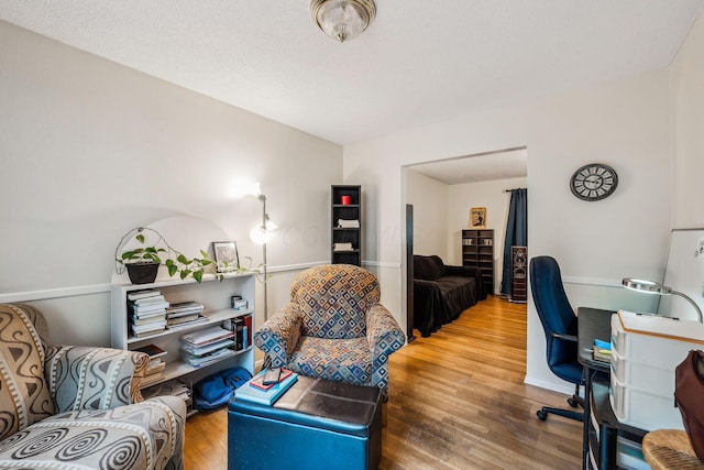 4750 Manitoba Ct, Columbus, OH 43229 - office area featuring wood finished floors and baseboards