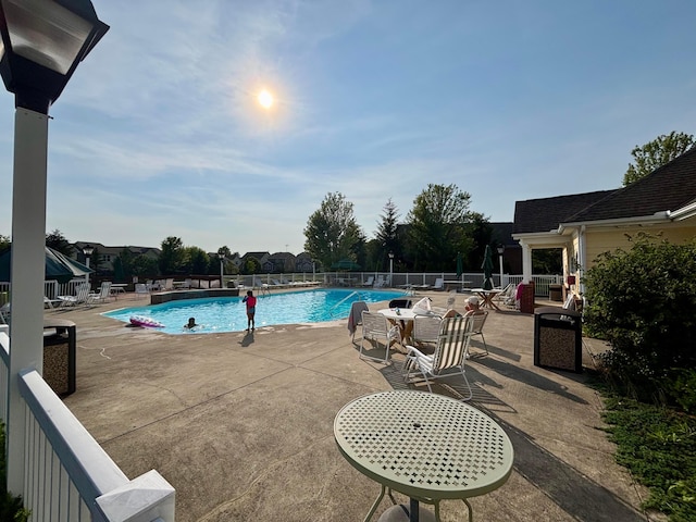 3839 Carberry Dr, Dublin, OH 43016 - community pool with a patio area