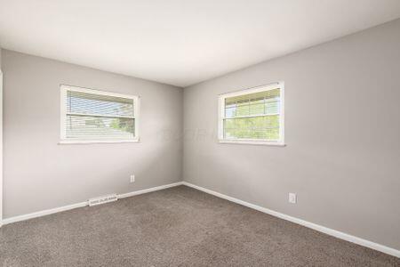 2864 Ivanhoe Dr, Columbus, OH 43209 - photo 33