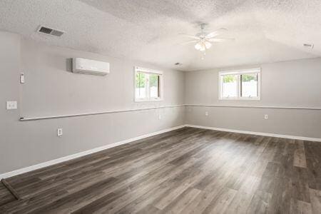 2864 Ivanhoe Dr, Columbus, OH 43209 - photo 22