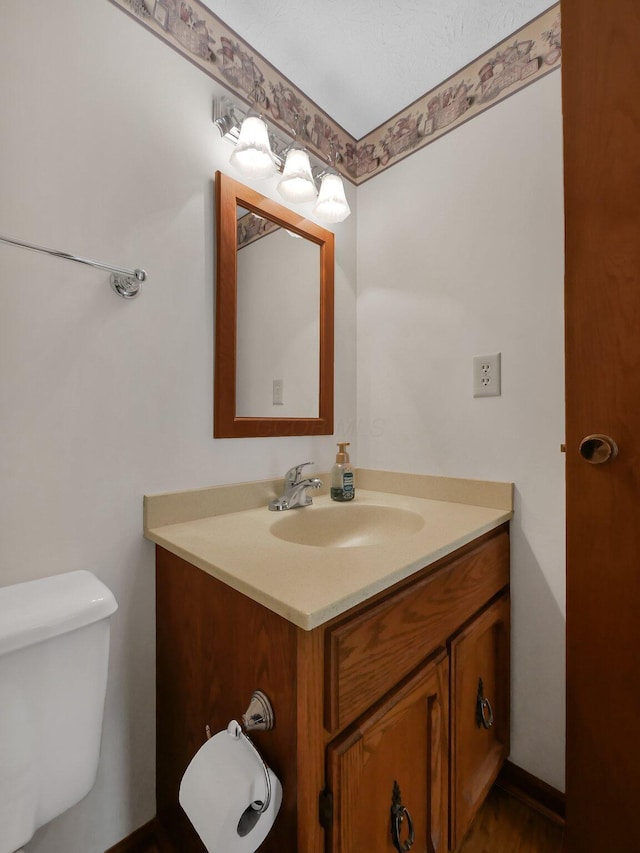 1380 Hanbury Ct, Gahanna, OH 43230 - bathroom with vanity and toilet