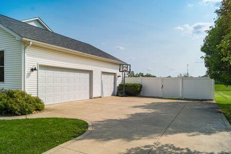 9581 Crownover Rd, Williamsport, OH 43164 - photo 14