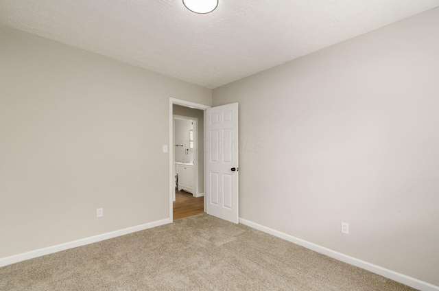 4965 Pennhurst Ave, Columbus, OH 43228 - carpeted spare room featuring baseboards