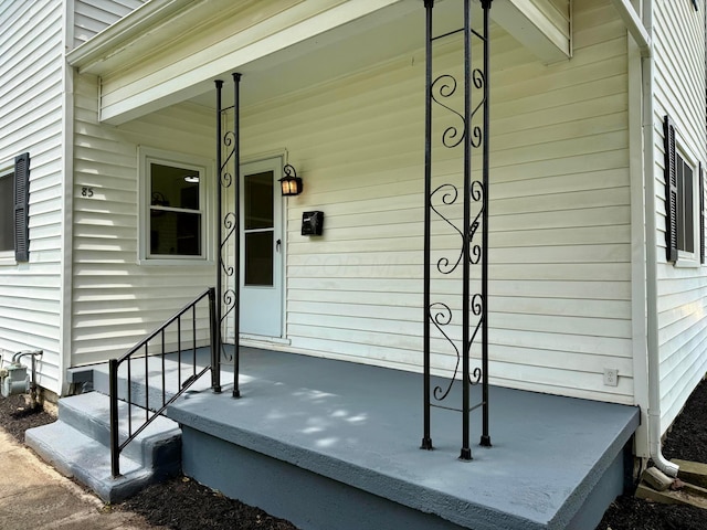85 Blymer St, Delaware, OH 43015 - property entrance