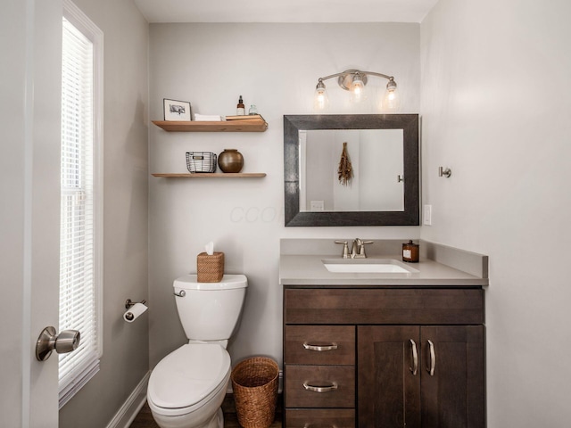 185 Frebis Ave, Columbus, OH 43206 - half bath with vanity and toilet