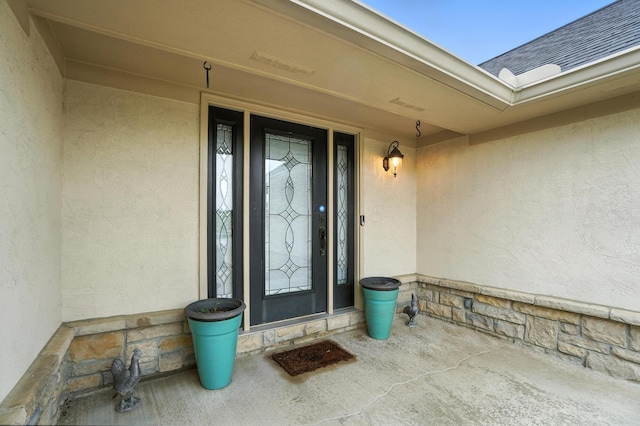 2474 Marthas Wood, Grove City, OH 43123 - entrance to property featuring stucco siding and a shingled roof