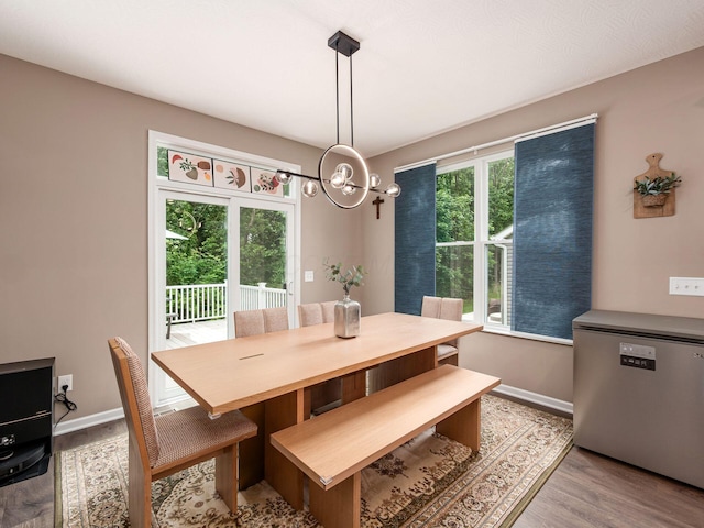 404 Colony Ridge Dr, Delaware, OH 43015 - dining room with wood finished floors and baseboards
