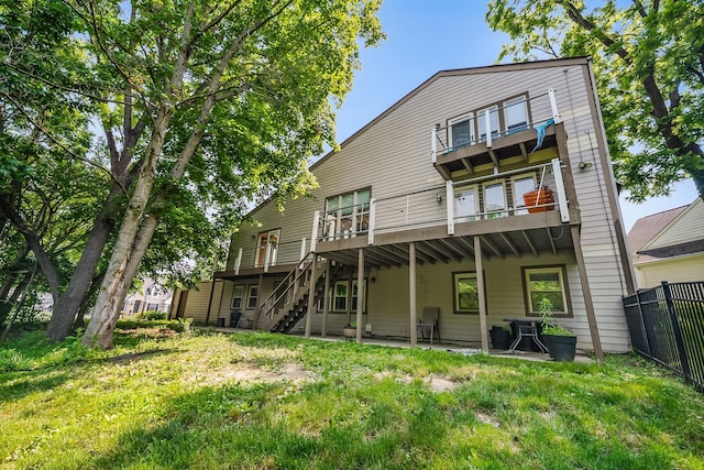 933 Creek Run Ct, Westerville, OH 43081 - back of house with a balcony, stairway, and a deck