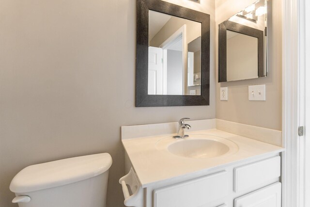 3984 Hill Park Rd, Hilliard, OH 43026 - bathroom featuring toilet and vanity