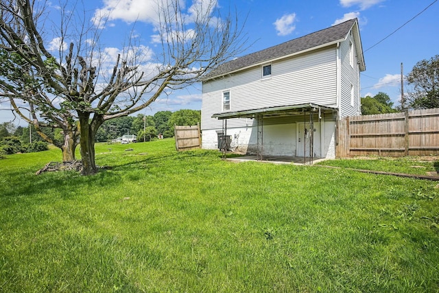 5505 Hopewell Church Rd SW, Lancaster, OH 43130 - rear view of house featuring a shingled roof