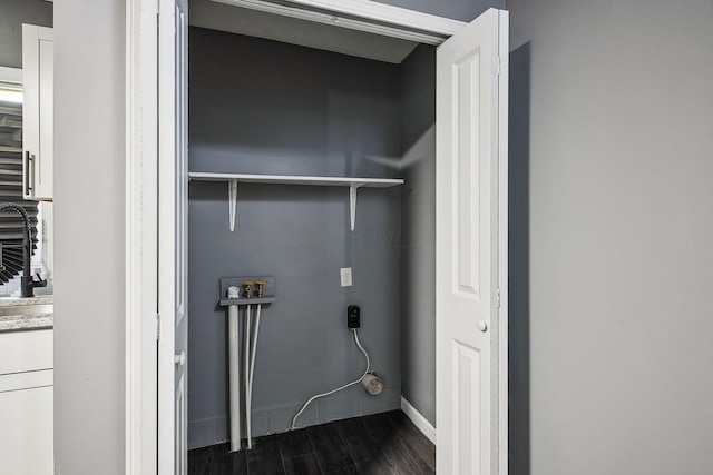 5505 Hopewell Church Rd SW, Lancaster, OH 43130 - laundry room with washer hookup and dark wood-type flooring