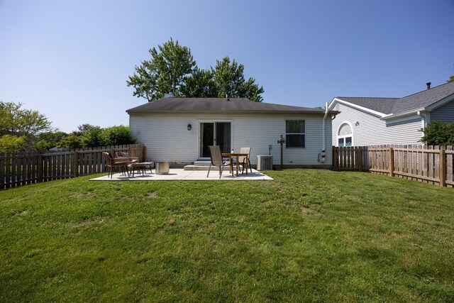 3776 Secretariat Ct, Columbus, OH 43221 - rear view of house with a patio area and a fenced backyard