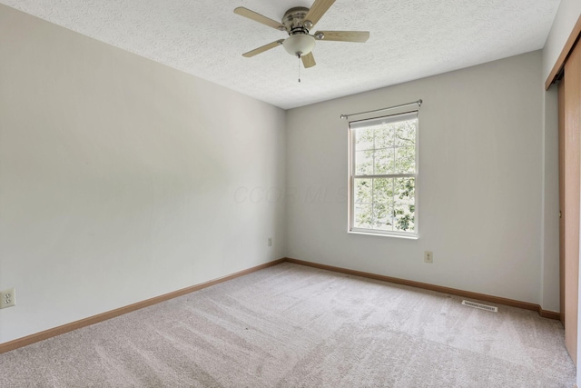 9310 Prestwick Green Dr, Columbus, OH 43240 - photo 32