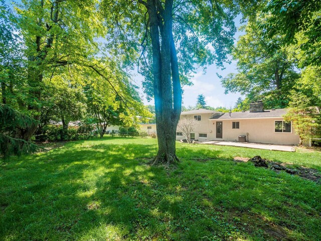 1098 Stanhope Dr, Columbus, OH 43221 - photo 31