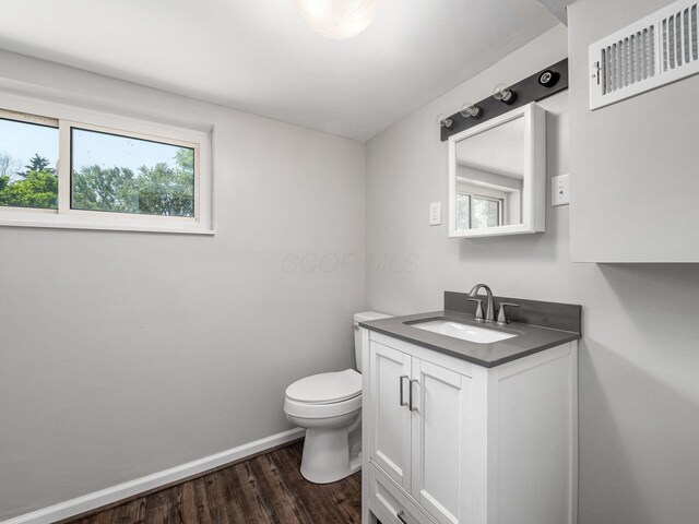 1098 Stanhope Dr, Columbus, OH 43221 - photo 23