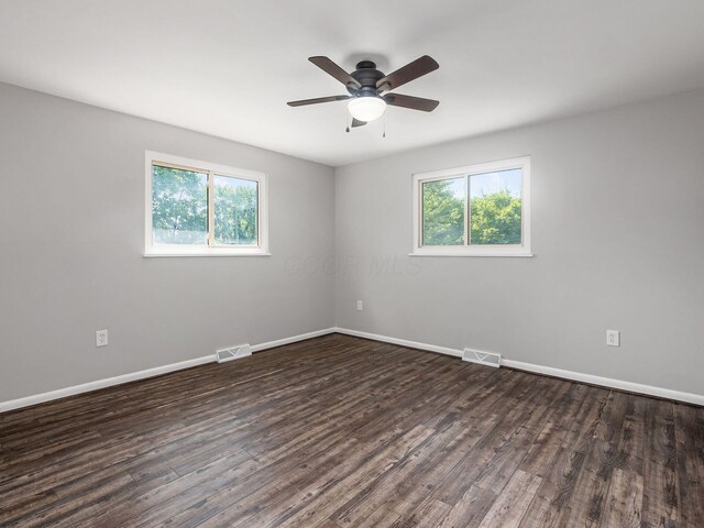 1098 Stanhope Dr, Columbus, OH 43221 - photo 12
