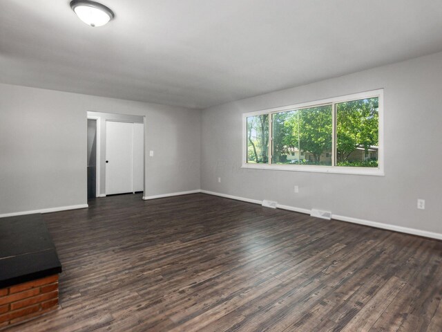 1098 Stanhope Dr, Columbus, OH 43221 - photo 4