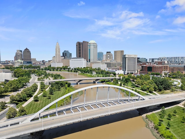 91 W Town St, Columbus, OH 43215 - skyline view featuring a notable bridge and a nearby body of water