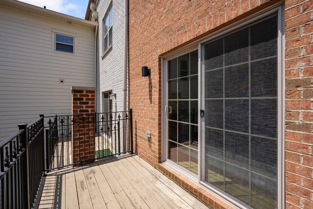 91 W Town St, Columbus, OH 43215 - view of deck