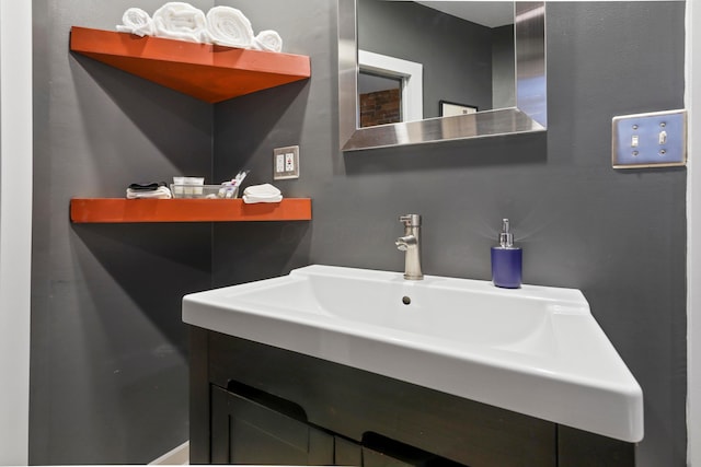 974 N High St Unit B, Columbus, OH 43201 - bathroom with vanity