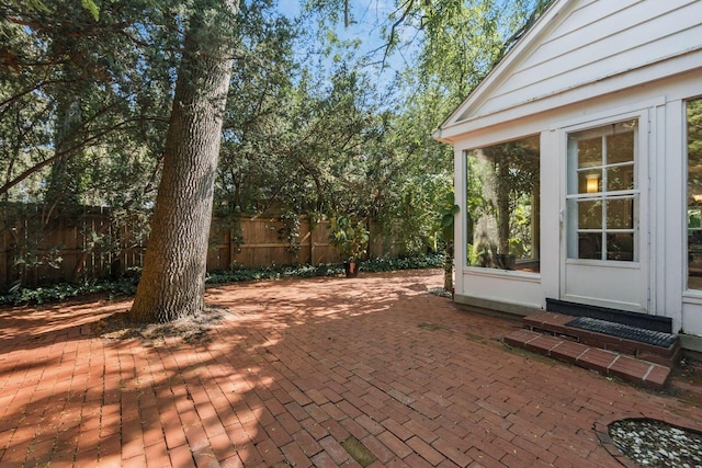 207 Ashbourne Rd, Bexley, OH 43209 - view of patio / terrace featuring entry steps