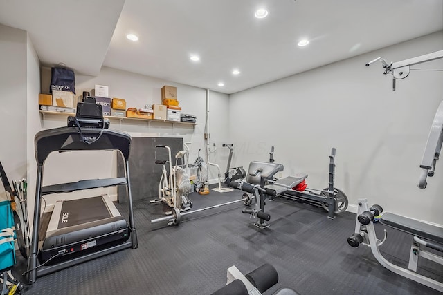1554 Hanover Rd, Delaware, OH 43015 - workout area featuring recessed lighting