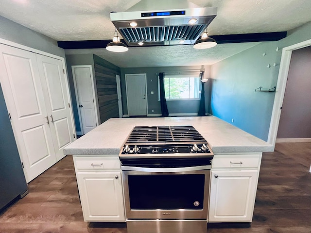 332 Baroness Way, Columbus, OH 43230 - kitchen with gas stove, white cabinetry, dark wood-style flooring, light countertops, and a textured ceiling