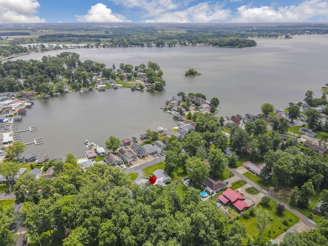 9840 Buckeye Dr, Huntsville, OH 43324 - aerial view of residential area with a large body of water