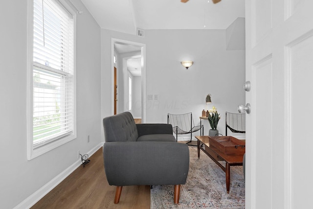 645 E 11th Ave Unit 643, Columbus, OH 43211 - sitting room with ceiling fan and wood finished floors