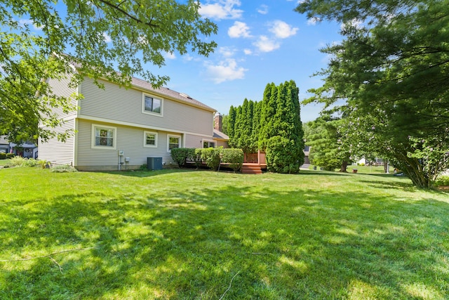 9 Intermeadows Way, Powell, OH 43065 - view of grassy yard featuring a wooden deck