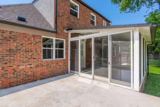 1120 Fairway Blvd, Columbus, OH 43213 - view of patio / terrace featuring a sunroom